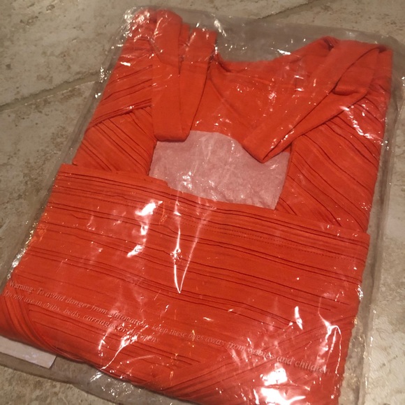 NEW Soft Surroundings Terrific Tank in Mango in M - Picture 3 of 3